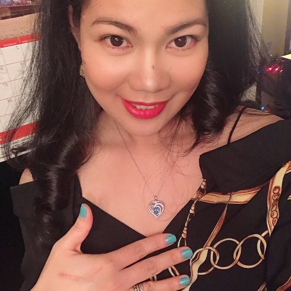 Tops - Picture 10 of 11